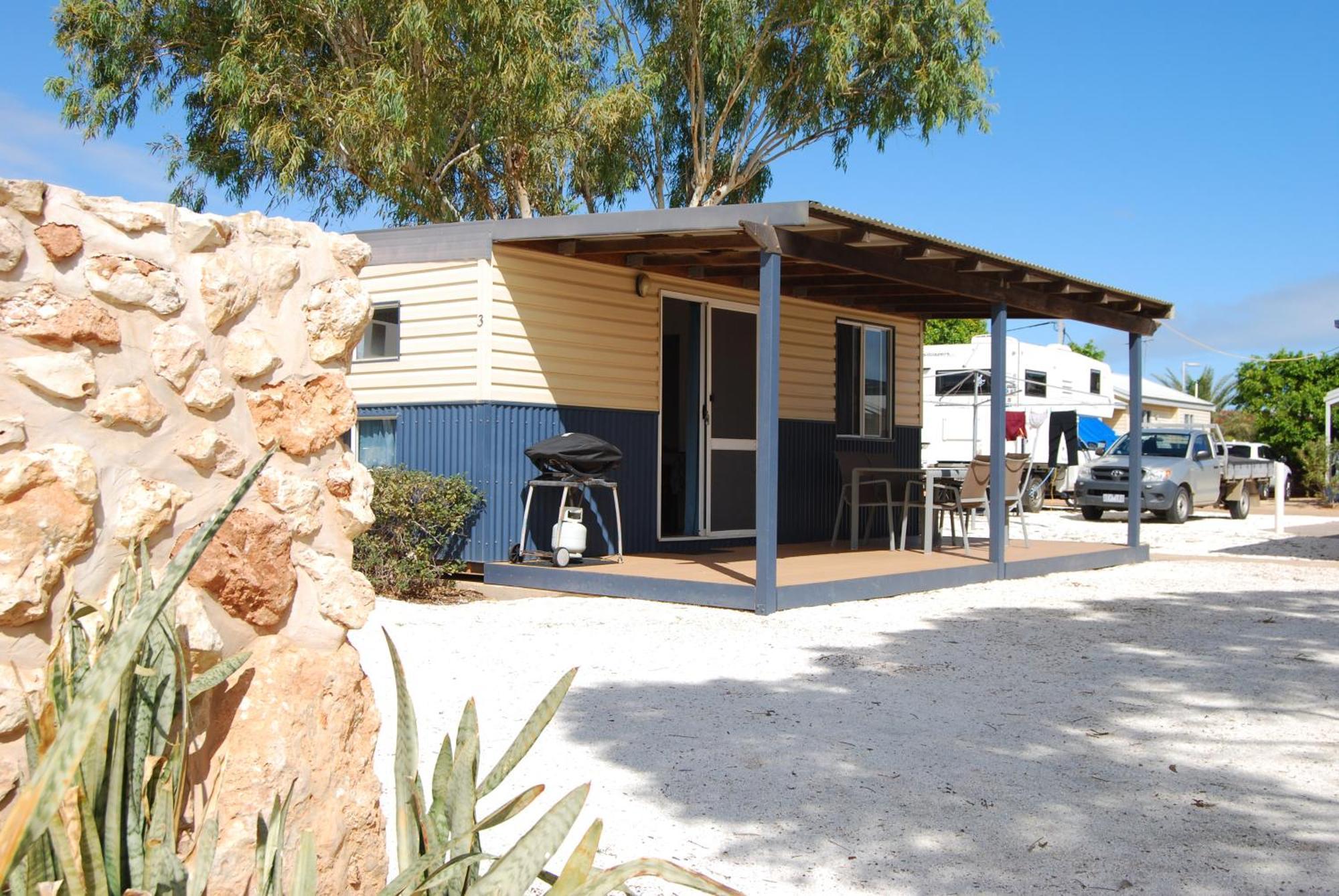 Coral Coast Tourist Park Hotel Carnarvon Exterior foto